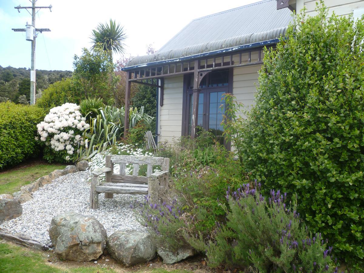 Hilltop Accommodation Catlins Papatowai Exterior foto